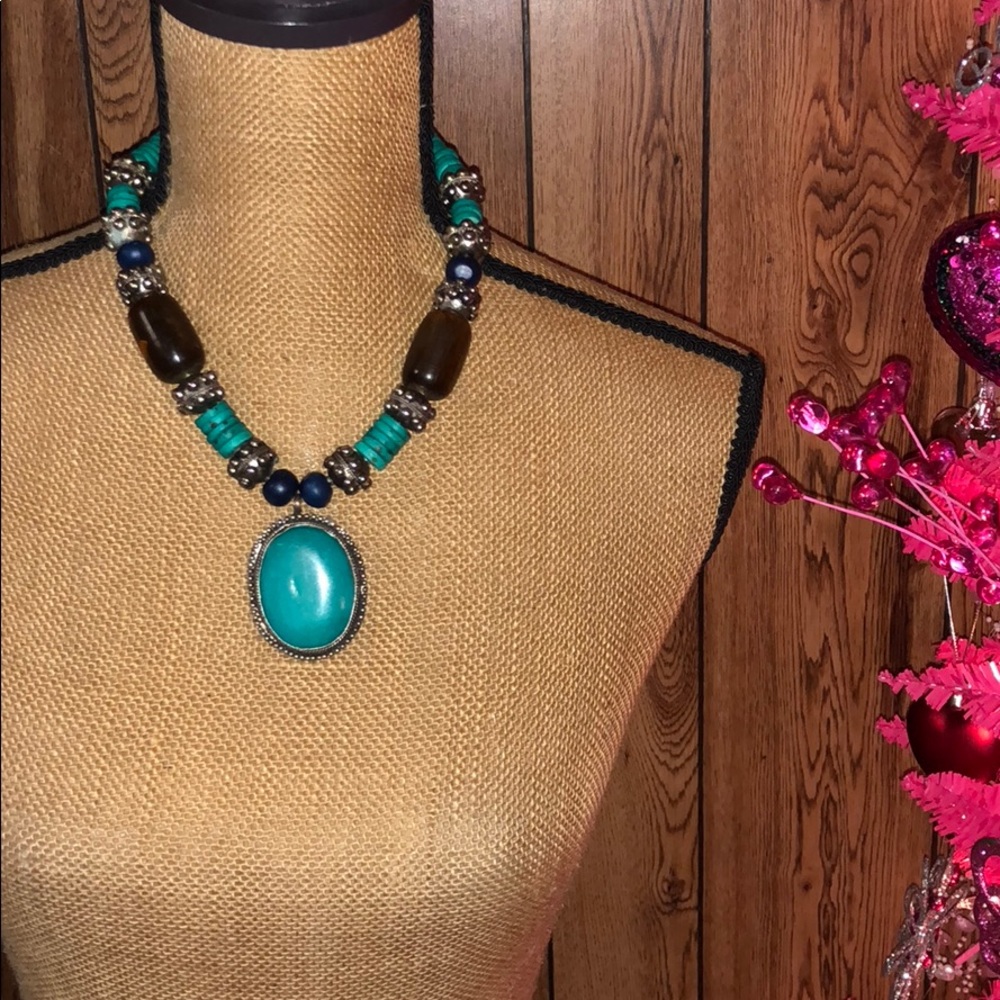 Beautiful Turquoise and Brown Necklace